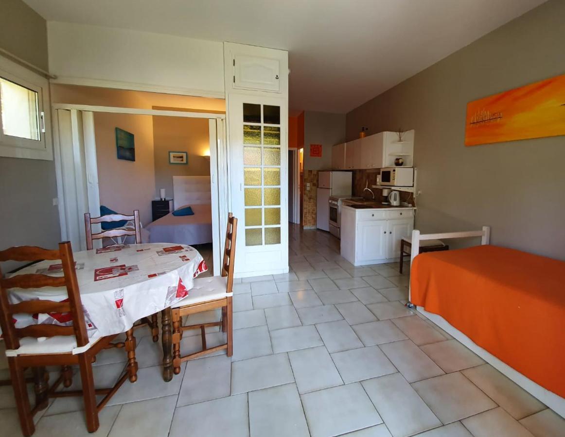 Appartements Dans Villa En Rez De Jardin イエール エクステリア 写真