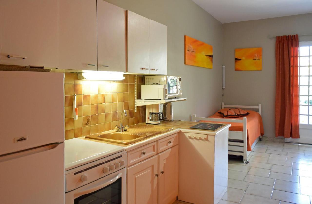 Appartements Dans Villa En Rez De Jardin イエール エクステリア 写真