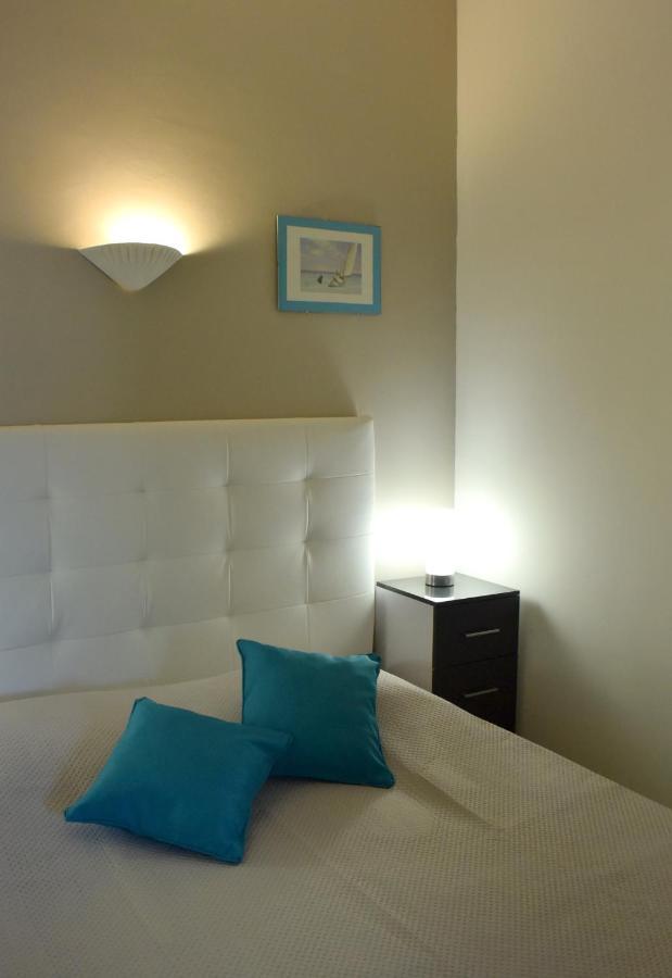 Appartements Dans Villa En Rez De Jardin イエール エクステリア 写真