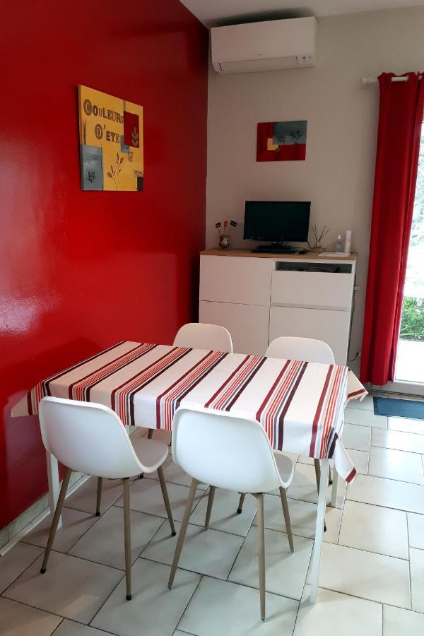 Appartements Dans Villa En Rez De Jardin イエール エクステリア 写真