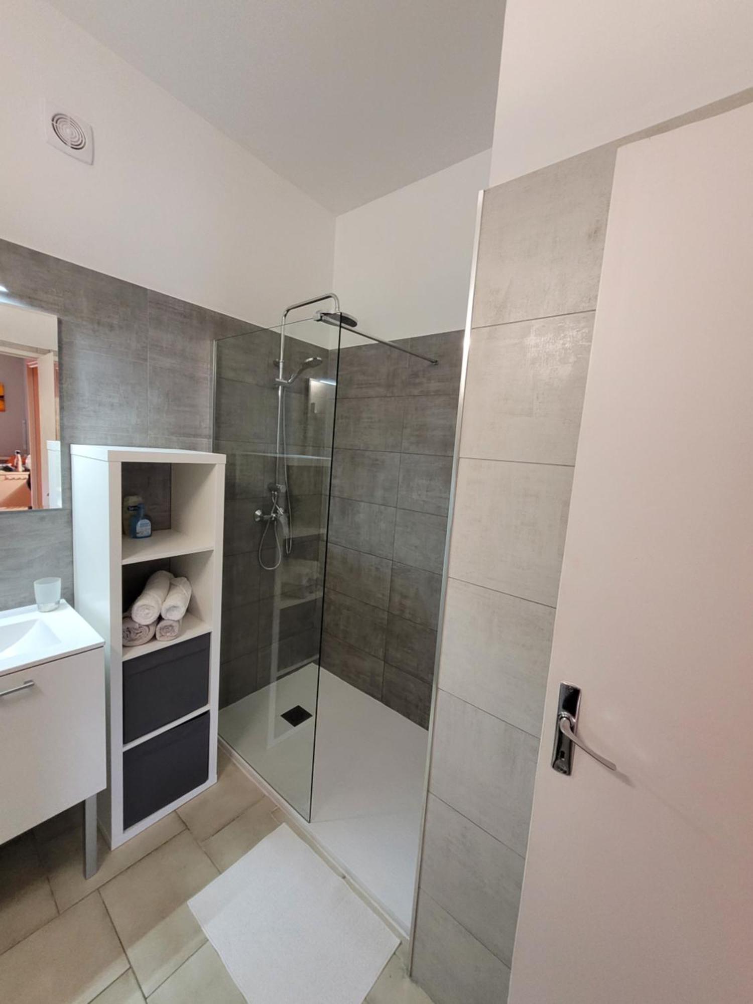 Appartements Dans Villa En Rez De Jardin イエール エクステリア 写真