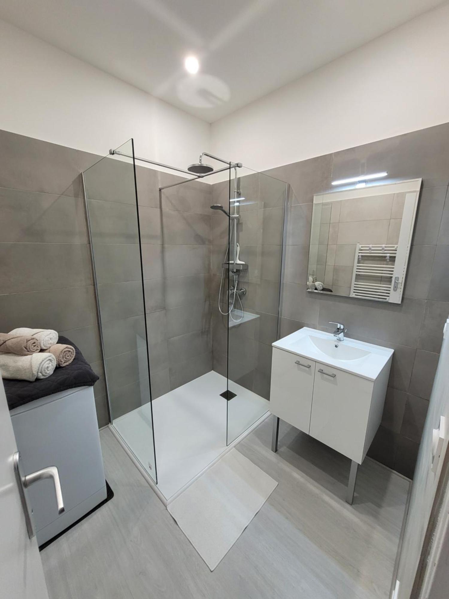 Appartements Dans Villa En Rez De Jardin イエール エクステリア 写真